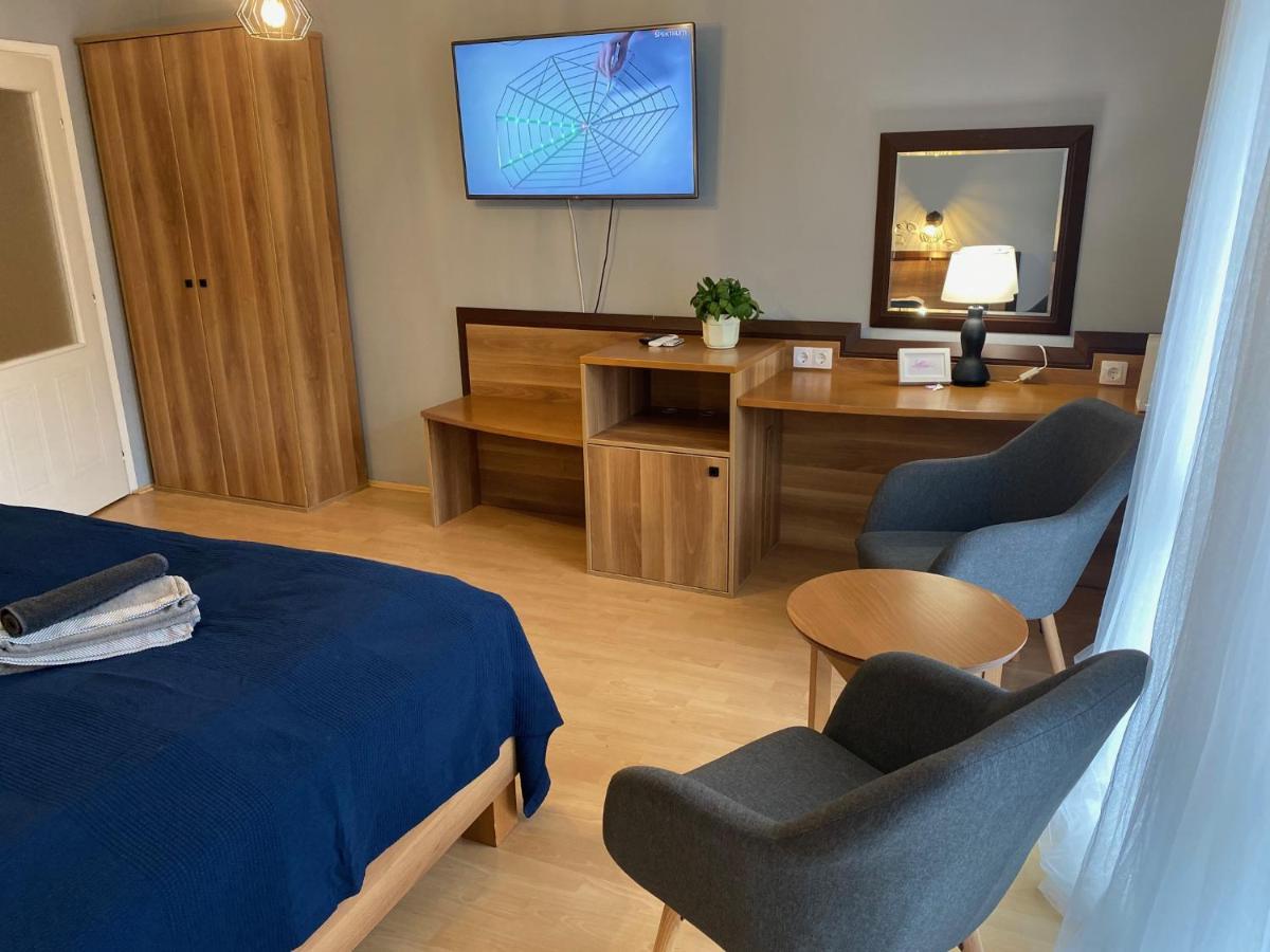 Tuenderpart Apartment เอ็กเกอร์ ภายนอก รูปภาพ